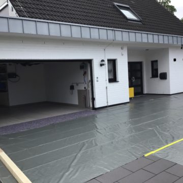 Garagenbeschichtung in Krefeld – Sanierung mit Flüssigkunststoff 